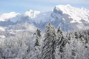 neige et montagne: fond d'écran