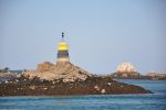 un phare : fond d'écran,photo de plage en bretagne,paysage de france