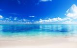fond-ecran-plage-ete-soleil-sable-blanc