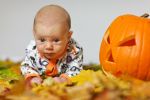 bebe-la-fete_halloween-wallpaper_free-to-download_01