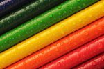 humides-les-crayons-de-couleur
