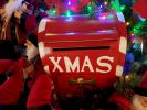 x-mas-cadeau-de-noel-gratuit-en-vitrine