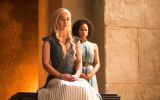 Daenerys-Targaryen-le-Trone-de-fer